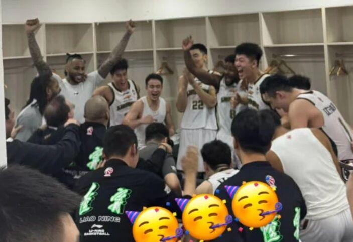 辽宁大胜广东 乌戈比杨鸣强 杜锋被批战术单一；张宁复出状态出色